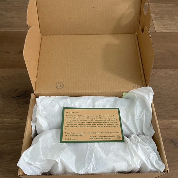 L.L. Bean Women’s Wicked Good Camp Moccasin Slippers NIB Brown Size 7 Never Worn - Picture 2 of 7